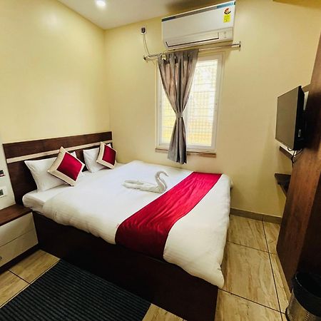 Hotel Kanan Inn コルカタ エクステリア 写真