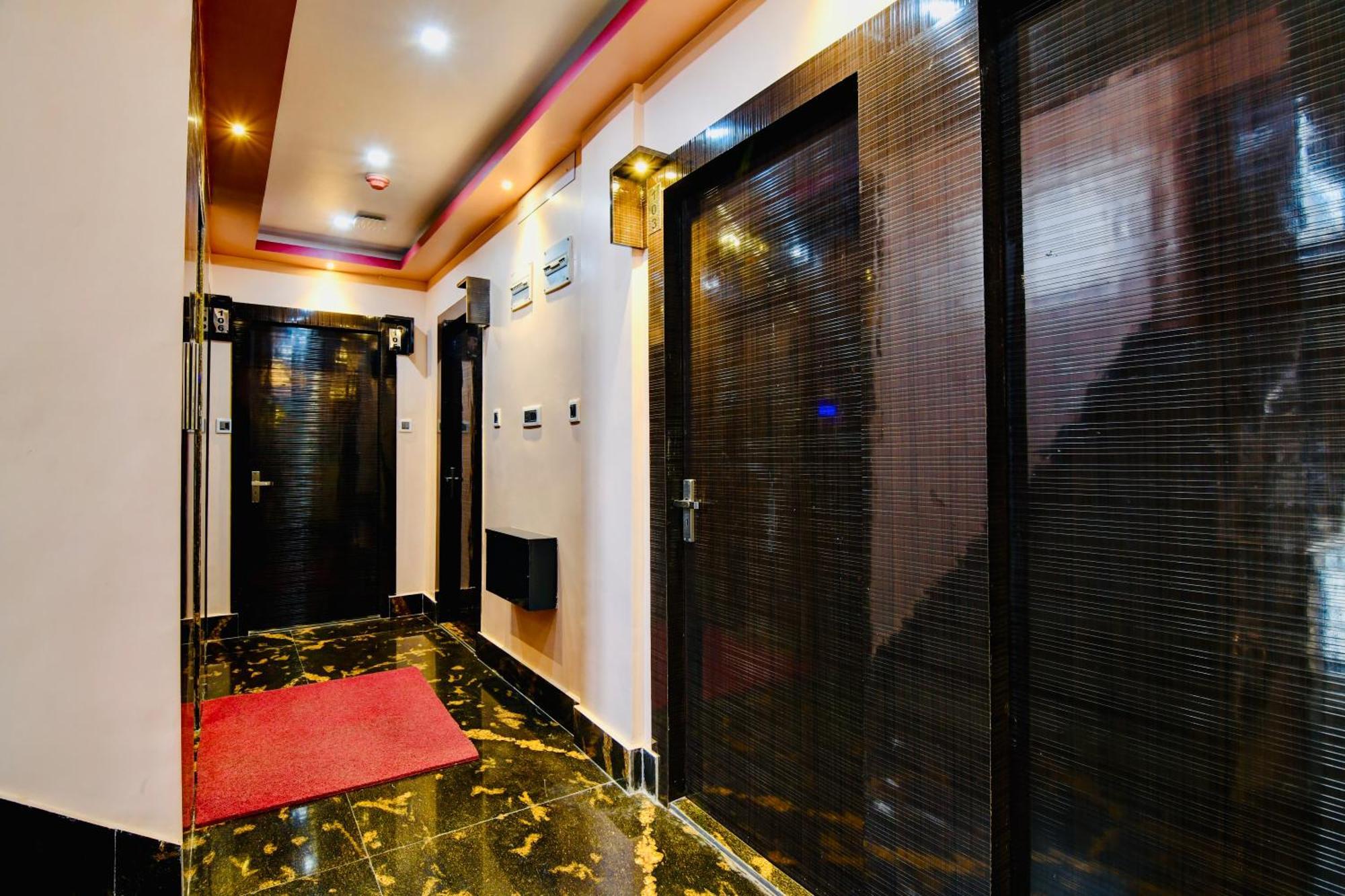 Hotel Kanan Inn コルカタ エクステリア 写真