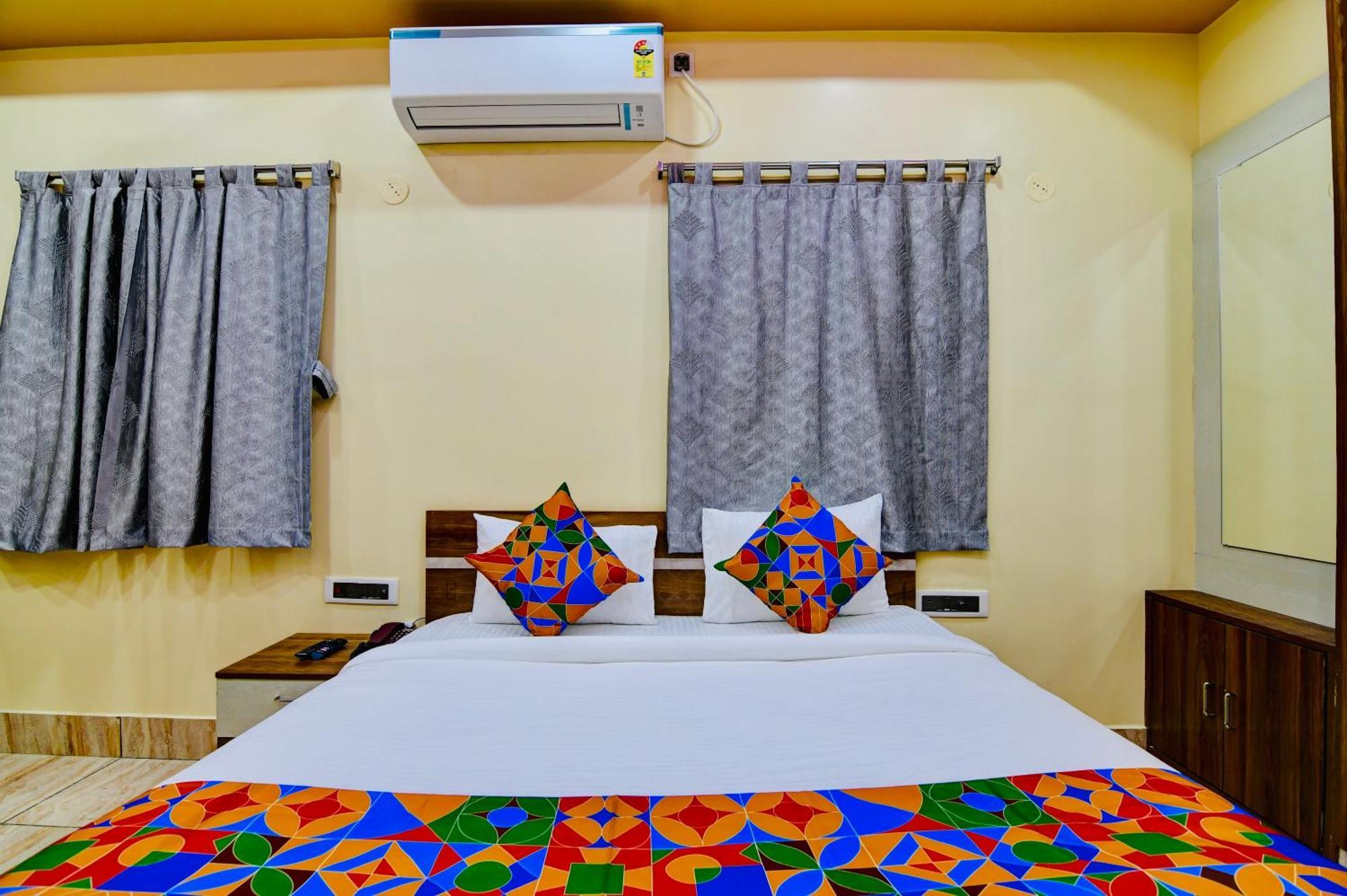 Hotel Kanan Inn コルカタ エクステリア 写真